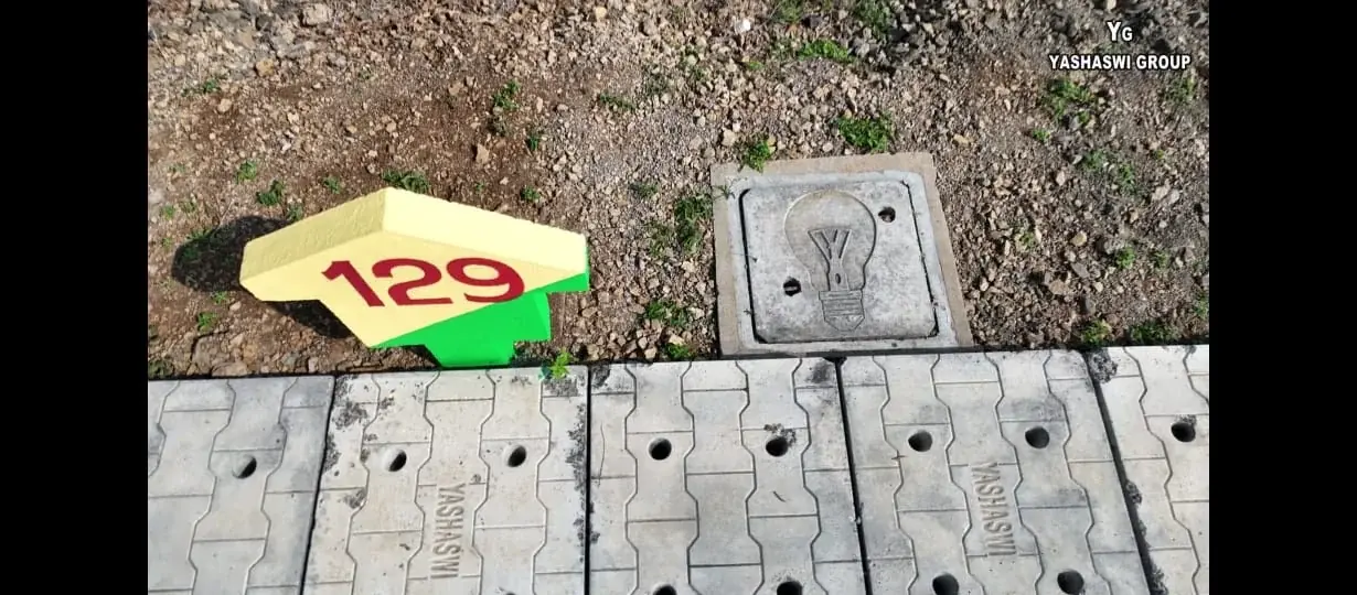 Clearly marked plot number marker